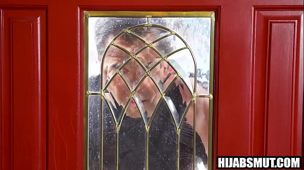 Image Naughty muslim teen enjoys american cock