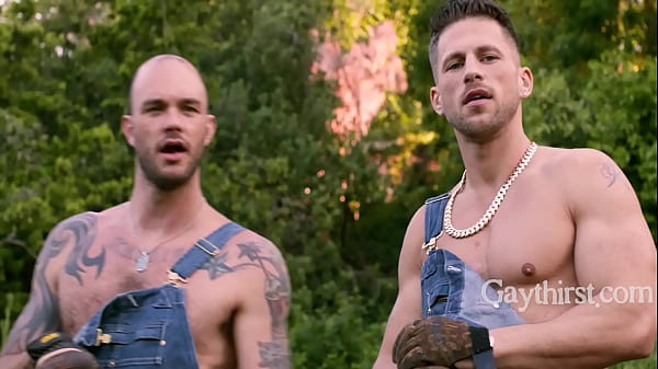 Image Buff Celebs Bareback On A Reality Show - Roman Todd, Cliff Jensen | GayThirst