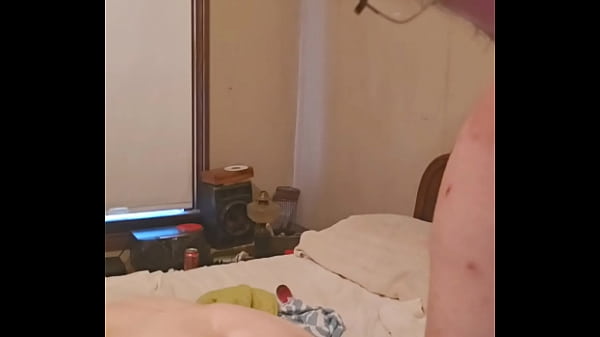 Image Wife likes her pussy stretched and played with