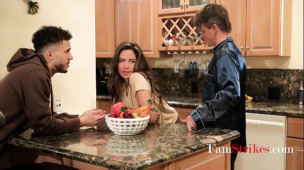 Image Our Latina Step Sis Teaches Us How A Family Should Share - Manning, Scarlet Alexis