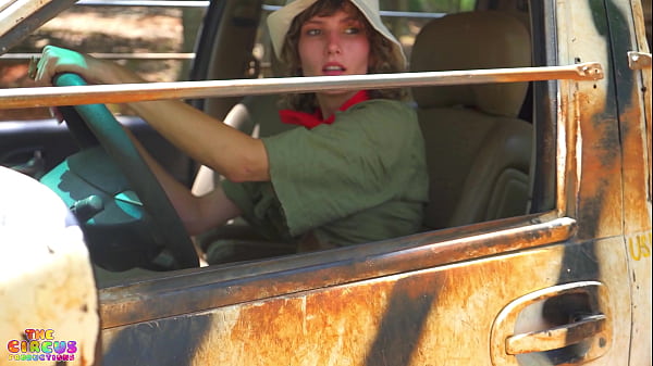 Image Ahanu Reed Shows Bae Brattty A Good Time At A Drive Thru Safari