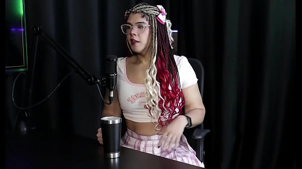 Image Poucas trans entraram em contato e as produtoras n&atilde_o d&atilde_o visibilidade, existe preconceito com gordos e sobre sua fam&iacute_lia... - Sofie Lollipop (Transsexual) (SHEER/RED)