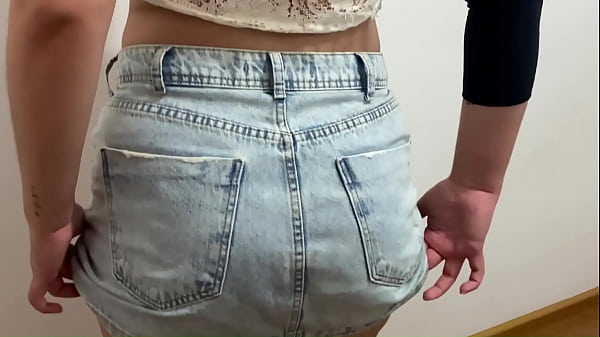 Image AMIGA CALIENTE DE LA ESCUELA VINO A ESTUDIAR Y TERMIN&Oacute_ SENTADA CALIENTE
