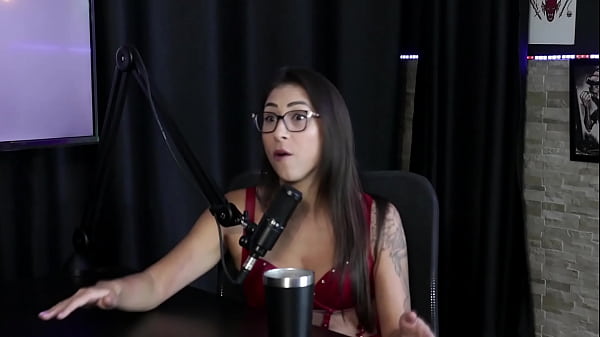 Image Teve outras tretas na casa das pimentinhas, sua primeira experi&ecirc_ncia n&atilde_o foi legal, e disse as plataformas que trabalha e a sua filha - Luciana Picchi (SHEER/RED)