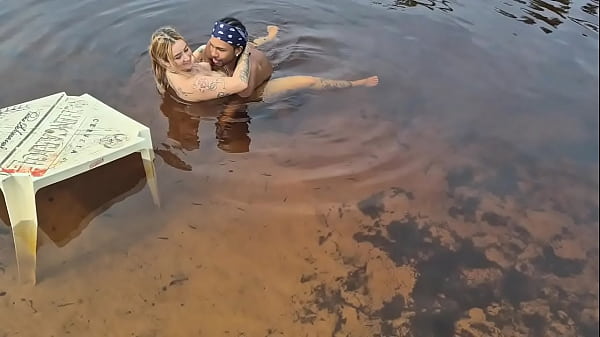 Image TRANSEI COM A PATRICINHA TATUADA NO PELO NA PRAIA DE NUDISMO | Joao O Safado - Loira Luxx