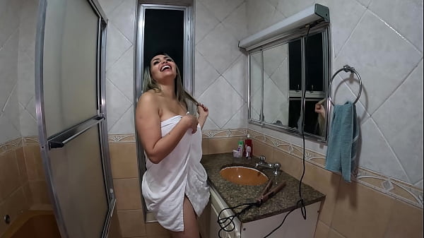 Image Elisa Ferraz na sua primeira vez na mans&atilde_o se prepara para sua primeira DP