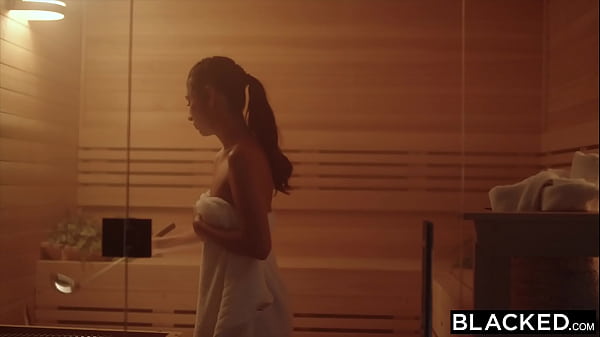 Image BLACKED Gorgeous Influencer Gianna Devours His BBC At Gym