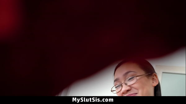 Image Madi Laine Play Touch Me Challenge with Her Stepbrother - Myslutsis