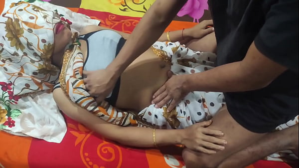 Image Indian hot sexy aunty with saari, Indian dessi big boobs and ass bhabhis sex,big boobs bhabhi ki chudai