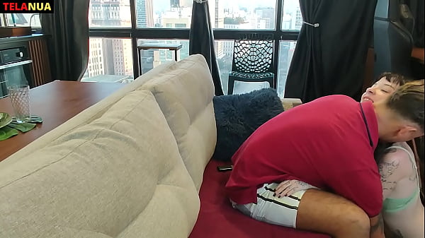 Image GABE - CONHECEU NO STUDIO DE TATUAGEM LEVOU PARA CASA E FODEU GOSTOSO