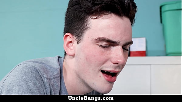 Image The Twink Patient Claims Something Hs Stuck in His Butt - Unclebangs