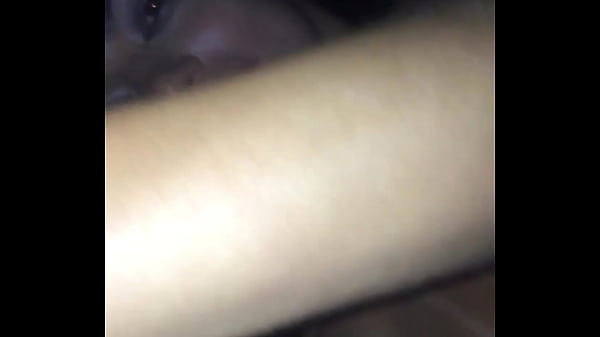 Image LENE ENCONTRA O NEGR&Atilde_O ROLUDO QUE JA TINHA FODIDO E RESOLVE MATAR A SAUDADE DA ROLA GROSSA E FOI NO P&Ecirc_LO E A SAFADA AINDA TOMOU TODA A PORRA DO NEGR&Atilde_O