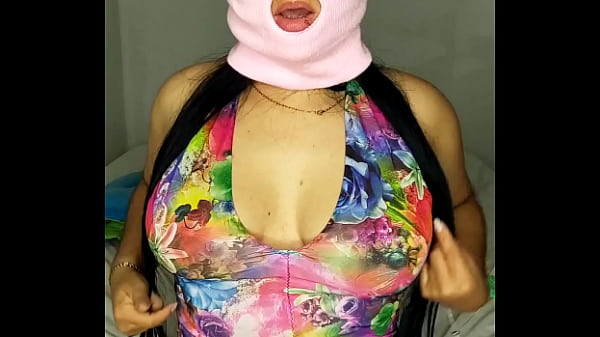 Image Hot masked girl fucks her pussy until she squirts