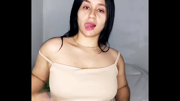 Image Latina caliente te seduce, co&ntilde_o estrecho y cremoso se viene rico