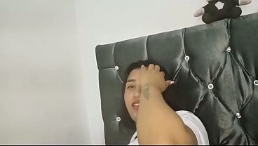 Image Morena Colombiana Bien Cansada De Su vida Se la chupa al Vecino!!