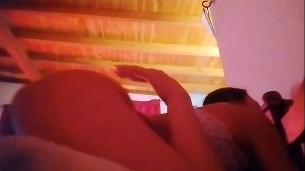Image Que rico el sexo en las ma&ntilde_anas y mucho m&aacute_s encima de la verga de este joven