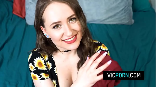 Image Hot brunette teen Lizzie Love getting ready for her first date