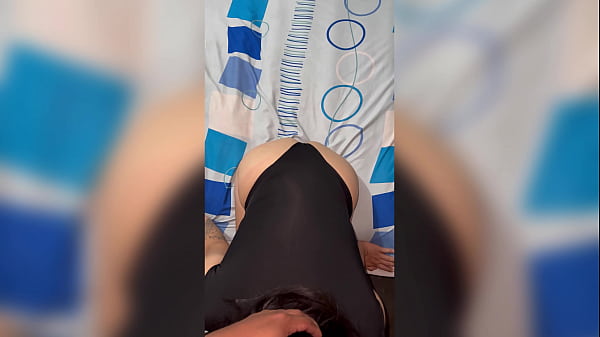 Image Le di su propina para que me follara