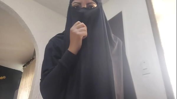 Image Arab MILF Masturbates Squirting Pussy To Rough Orgasm On Webcam While Wearing Niqab Porn Hijab XXX