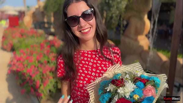 Image I gave flowers to a stranger and I hope that she will let me fuck her