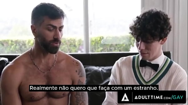Image Vizinho maduro e gostoso ajuda garoto enrustido experimentar o sexo (legendado)