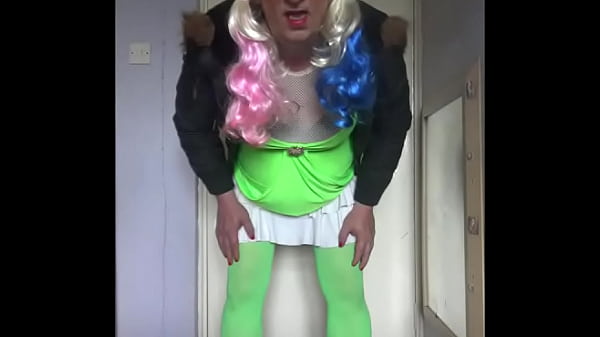Image sissy crossdresser wanting to swallow pee