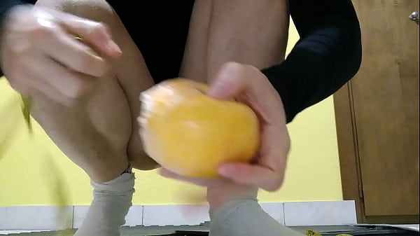 Image Grapefruit of 30,5 centimeters of circumference, the biggest ever inserted