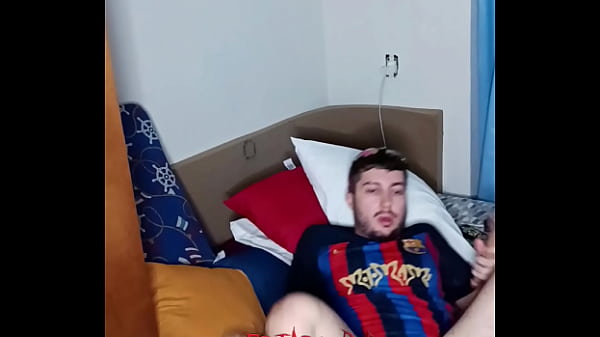 Image Branquinho maloka brincando com dildo no cu