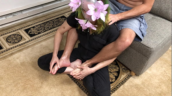 Image Belyla Bradley Gives Footjob