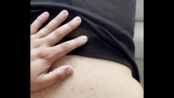 Image No me aguantaba las ganas de cogerme a estas nalgas maduras, me dice que coge con otros