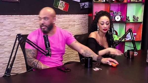Image Contou como entrou no porn&ocirc_, n&atilde_o grava outros g&ecirc_neros, gosta do amador e fala sobre seus filhos - Negro Top Del&iacute_cia (SHEER/RED)