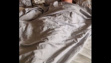 Image A Horny Morning Moment &ndash_ Real Amateur MILF Waking Up