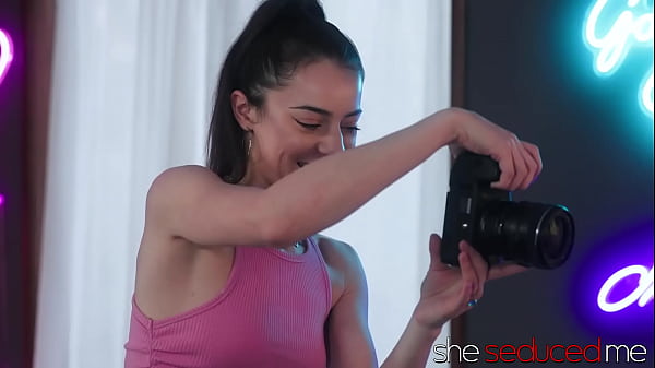 Image SHESEDUCEDME Seducing The New Photographer