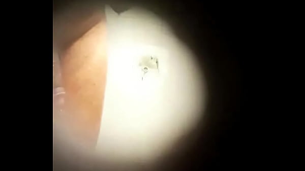 Image Coroa pauzudo na academia inteligente, olha essa rola.