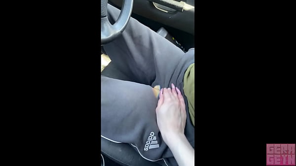 Image Gerageyn - Public Blowjob and Sex in the Car