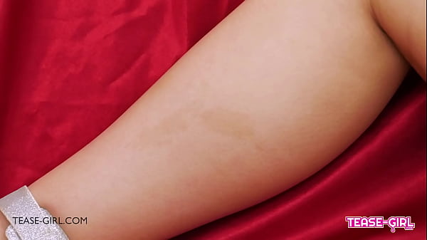Image Amazing New Teen girl masturbates