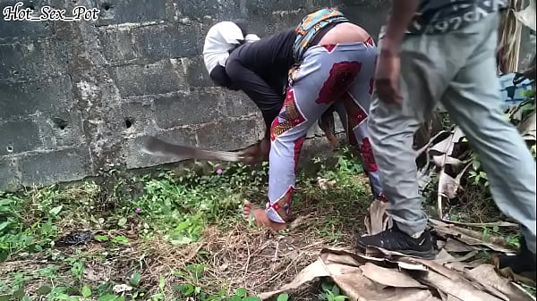 Image HORNY FARMER FUCK EACH OTHER INSIDE THE BUSH