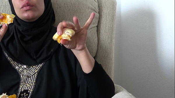 Image Real Arab Cuckold Hot Wife