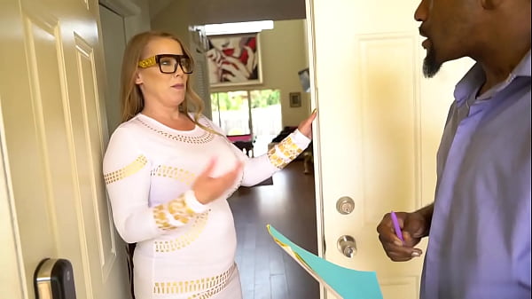 Image Cock starved WIFE fucks DOOR 2 DOOR salesman | 36 HH BIG NATURAL TITS !!!