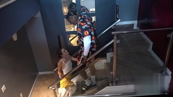 Image Slut PETITE teen College GIRL : KYLIE QUINN loves big black DICKS