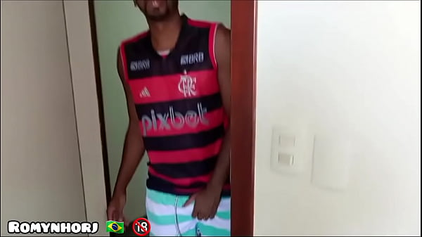 Image JOVENS VIZINHOS FAZENDO SEXO SEM CAMISINHA NEGONA FICOU COM A BUCETA CHEIA DE LEITE