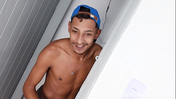 Image Novinhos, safados, pirocudos e doido por sexo Twinks!