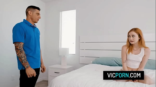 Image Horny teen Scarlet Skies swaps her sex toy for her boyfriend's big cock