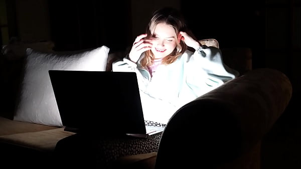 Image Daddy, fuck me like the porn I watched last night)