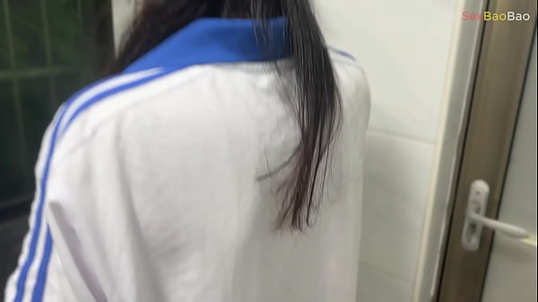 Image sexbaobao was making a phone call and be rough fuck during phone call