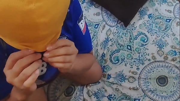Image Hijastro barcelonista se folla a su coketa madst emelecista, &iquest_Quien