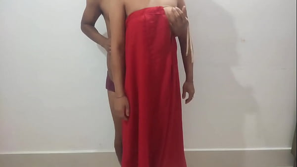 Image Indian hot Milf aunty vs hot teen Indian bhabhi ki chudai