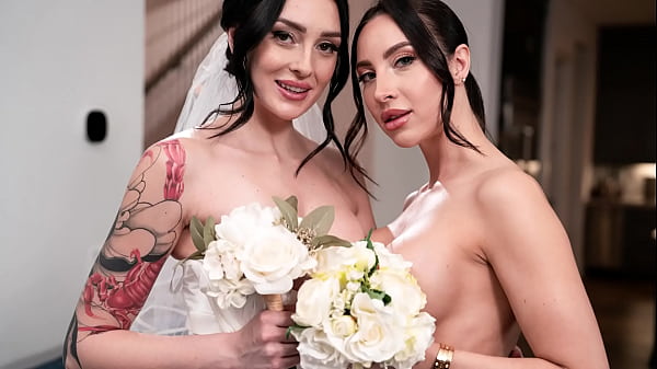 Image The Unplanned Honeymoon - Charlotte Sins, Melissa Stratton