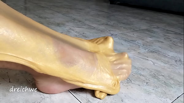 Image Golden slime fetish feet