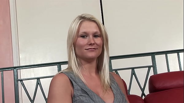 Image CREAMPIE COUPLE - AMATEURS MILF HOUSEWIFE AFTERNOON SEX